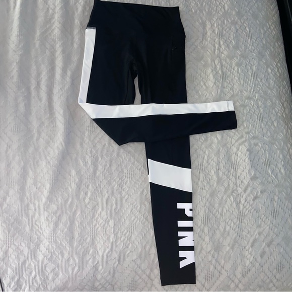 PINK Victoria's Secret Pants - PINK Victoria’s Secret - High Rise Ultimate Leggings
